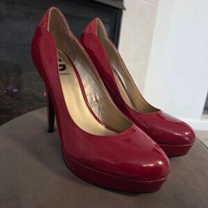 Guess Red Snake Print Stilettos – Size 9